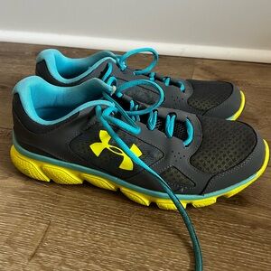 Under Armour Women’s Gray and Blue Sneakers